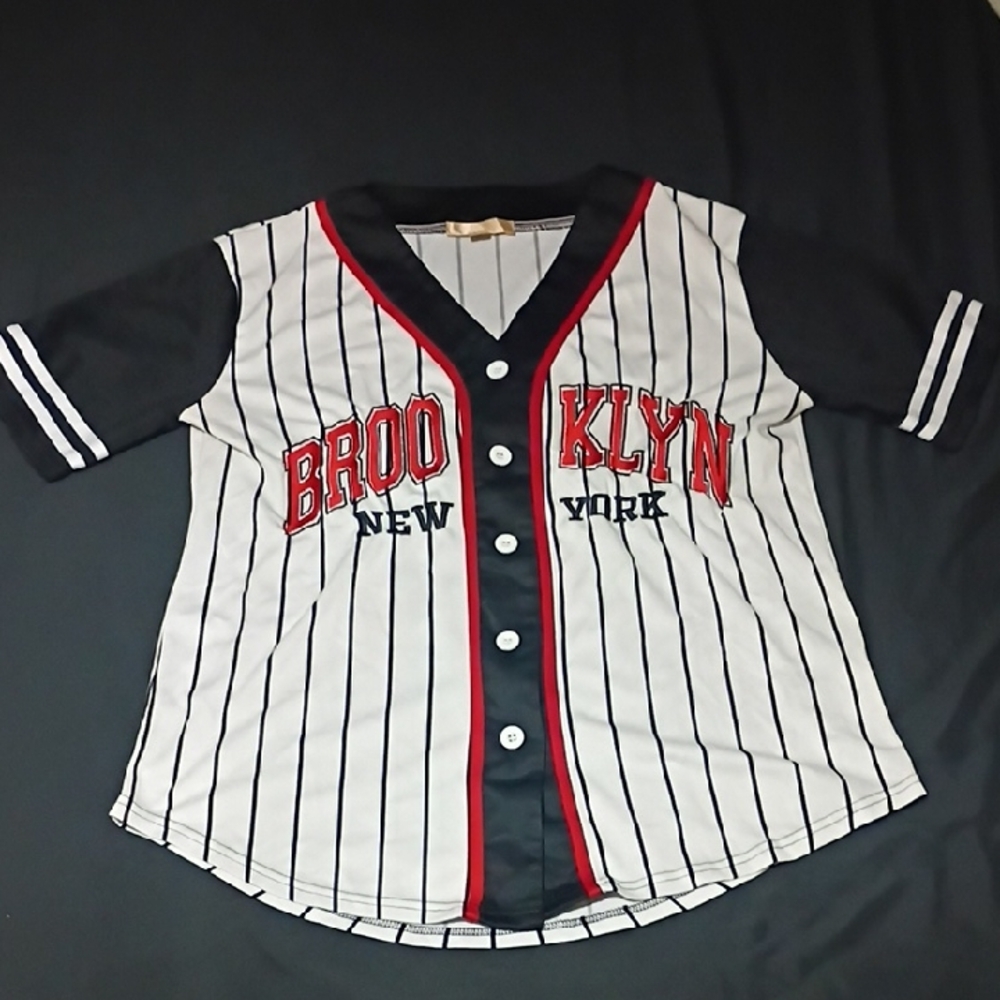 Brooklyn Striped Baseball Tee for Kids - White & Black with Red Trim
